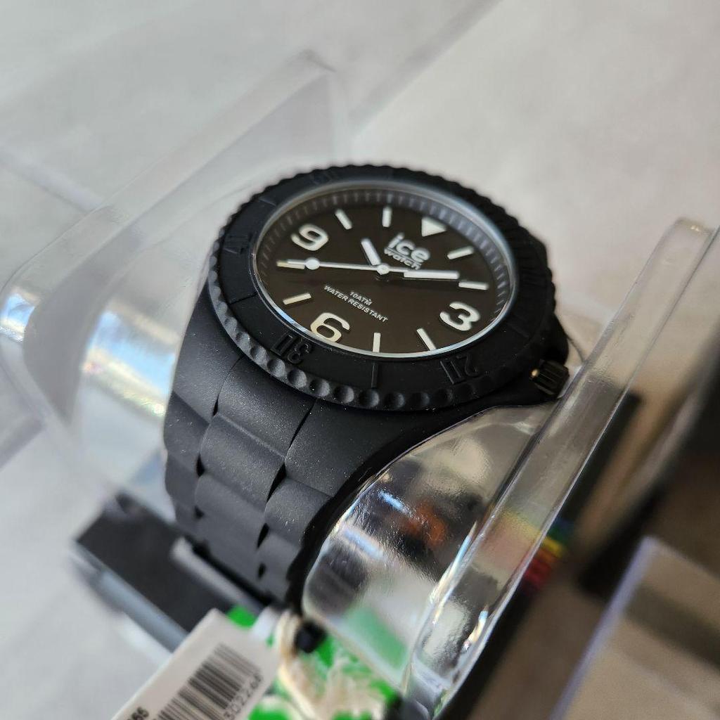 Used Icewatch Ice Generation Black Medium