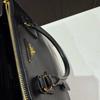 [Pre-Owned] Galleria Tote Bag With Triangle Metal Logo Hardware In Black - Excellent #SRKXMM