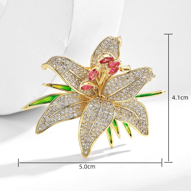 SUYU Winter New Fashionable Temperament Women's Light Luxury Flower Styled Brooch Elegant and Exquisite Coat Accessories