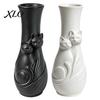 Modern Minimalist Home Decor Couple Cats Vase, Plastic Snuggling Cat Flower Vase for Home, Dried Arrangement Holder Desk, Shelf Decor, Tabletop Floral
