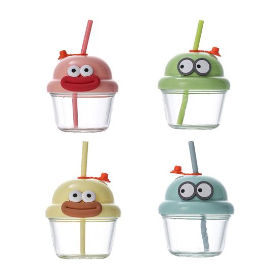 Glasbecher mit Strohhalm und Deckel 210ml Wiederverwendbarer Eiskaffeebecher Niedlicher Cartoon-Trinkbecher für Wasser Matcha Reise