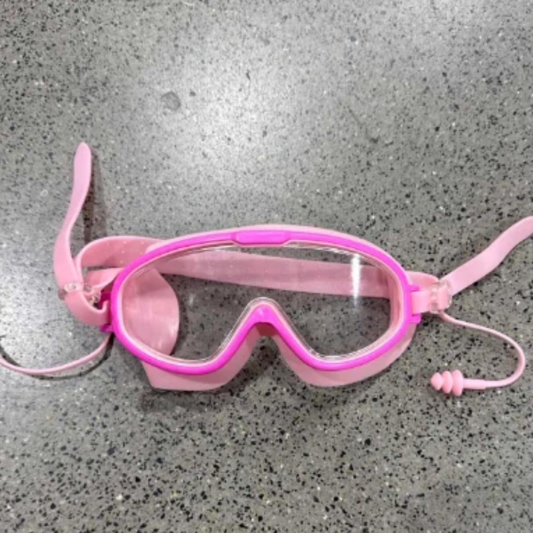 Large Frame Kids Swim Goggles UV Protection with Earplugs Anti Fog Perfect for Swimming Lessons A2