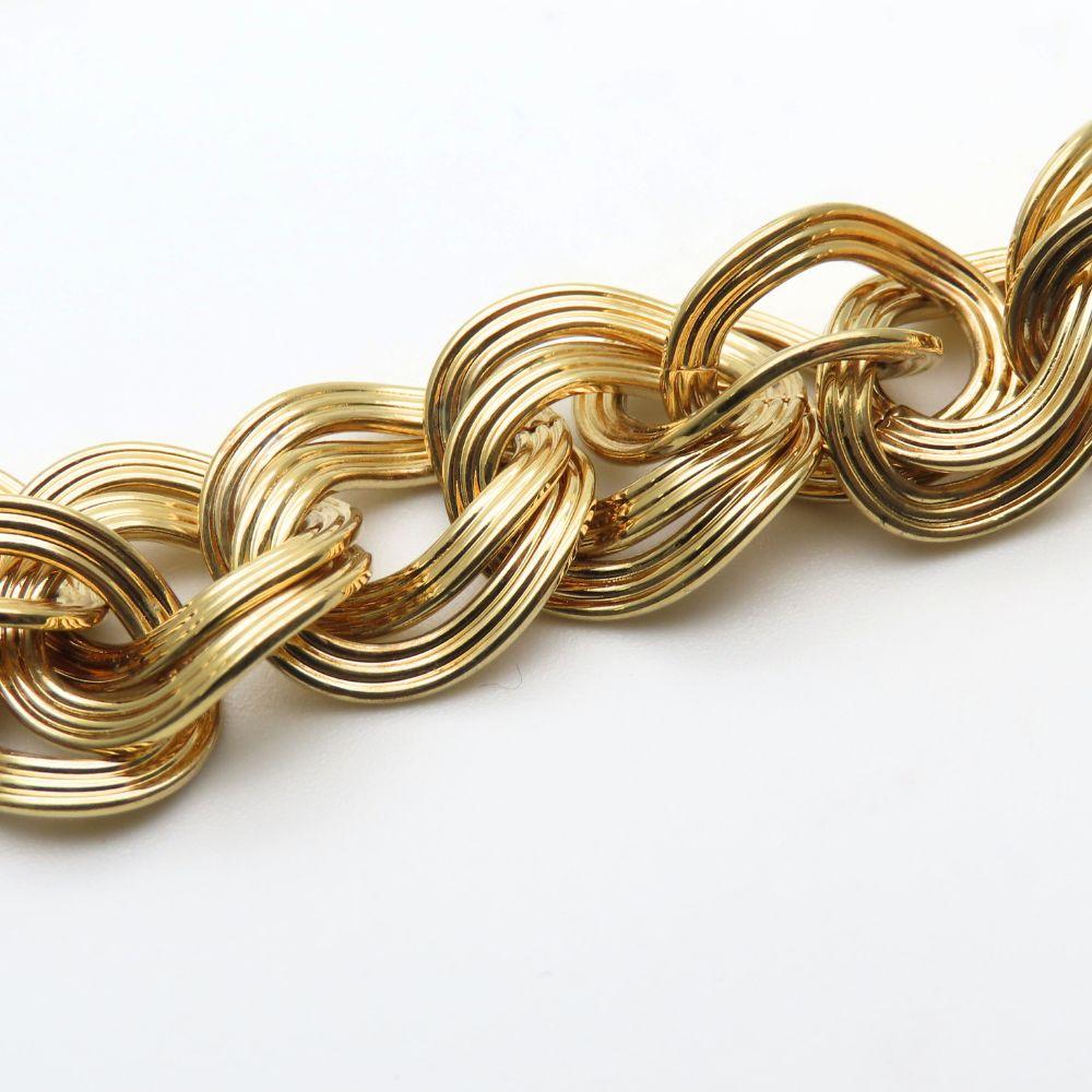 Used  Necklace MONET Monet Metal Gold Plating