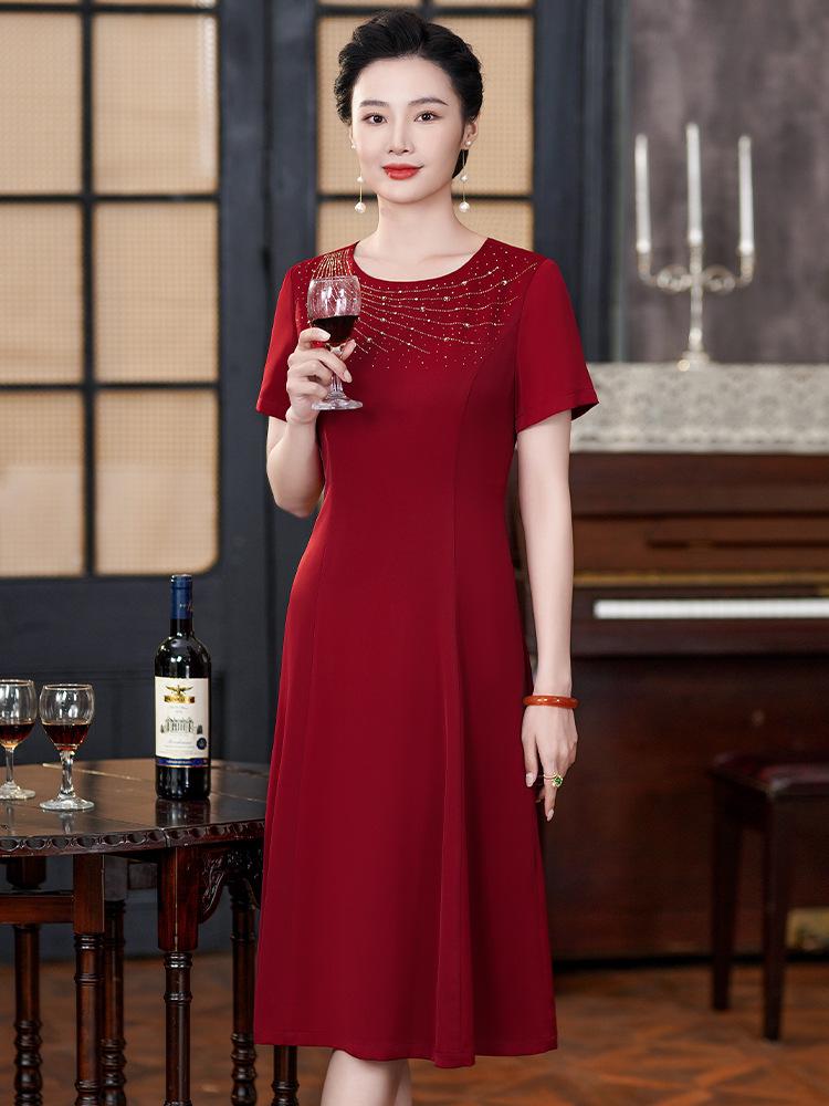 2024 Summer Wine Red High-End Mother of the Bride Dress for Festive Wedding Celebrations - Plus Size Available