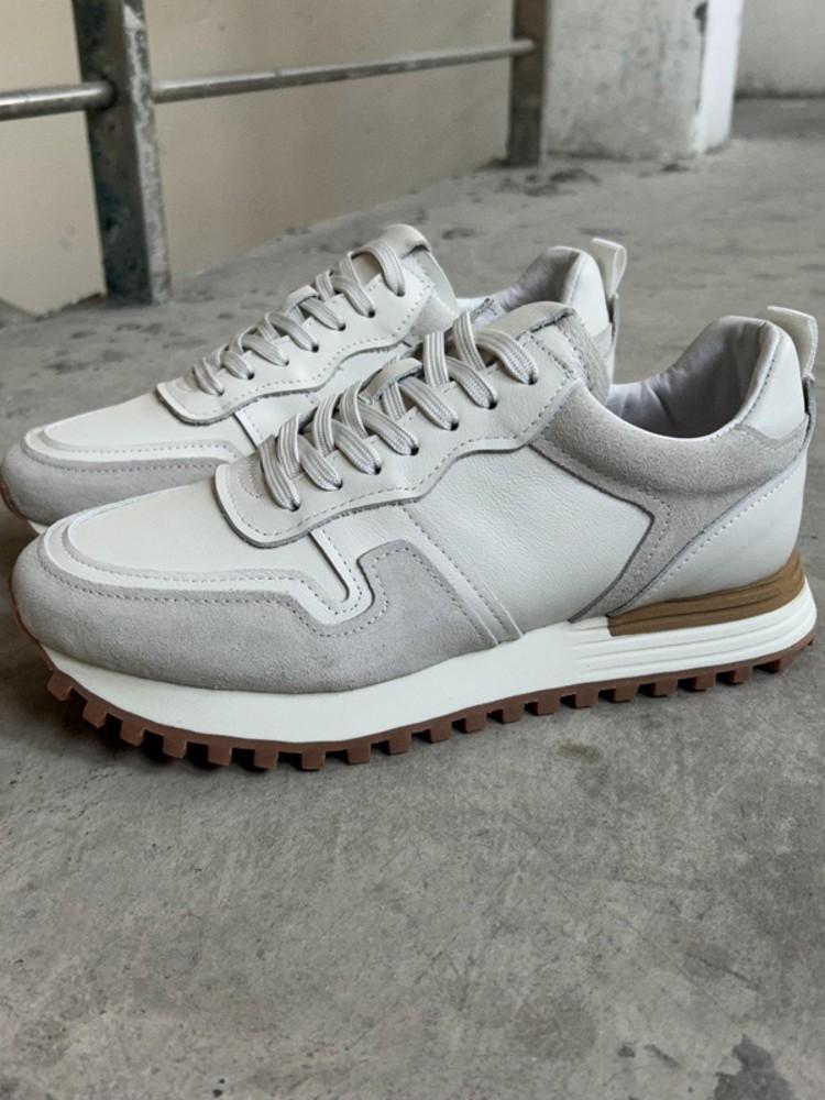 Fashion Men Thick Platform Genuine Leather Sneakers Outside Joggers Trainers Man Spring New Comfortable Active Skateboard Shoes