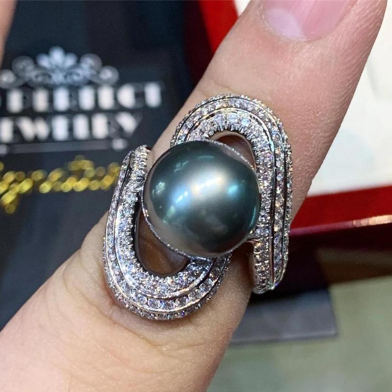 Women's Luxury Imitation Pearl Ring Elegant Anniversary Jewelry with Sparkling Synthetic Zirconia for Weddings Parties