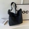 Nylon cloth bag, women's tote bag, large capacity, summer can be messenger, new versatile shoulder class commuter bag