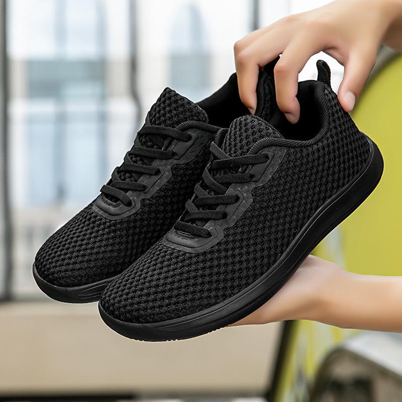 

Летние новые широконосые последние сетчатые дышащие повседневные туфли на плоской подошве, парные туфли, модные и легкие спортивные кроссовки для бега 36 чёрный