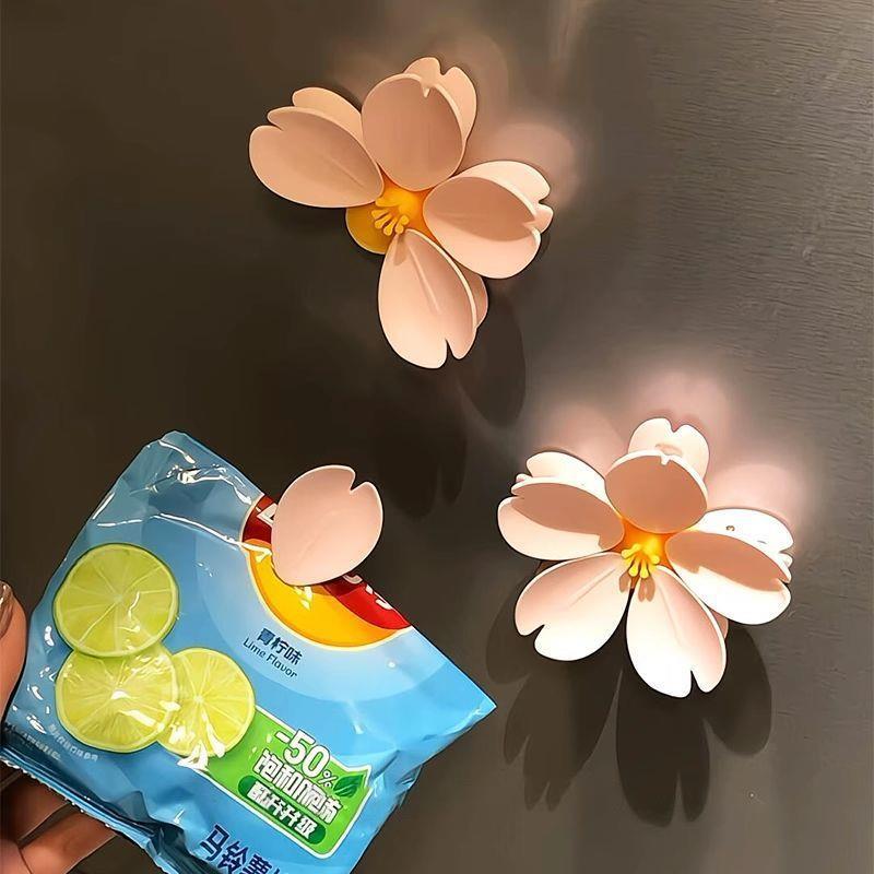 Sakura Magnetický těsnící klip na ledničku, Těsnící klip ve tvaru okvětního lístku, Magnetická samolepka na ledničku, Těsnící klip na svačinu, Květinová dekorace
