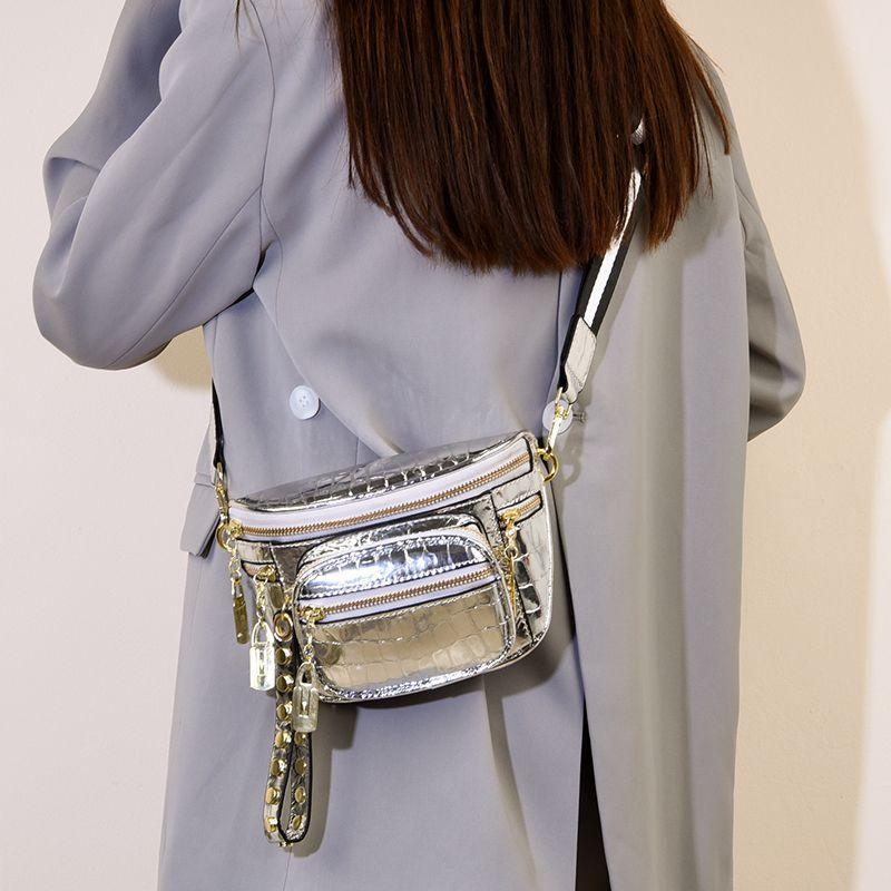 

Серебряная Маленькая Сумка Женская 2025 Новые Супер Горячие Модели В Этом Году Популярный Нишевый Легкий Люкс Высокий Сенс Плечевая Летняя Silver [high quality women s bag]]