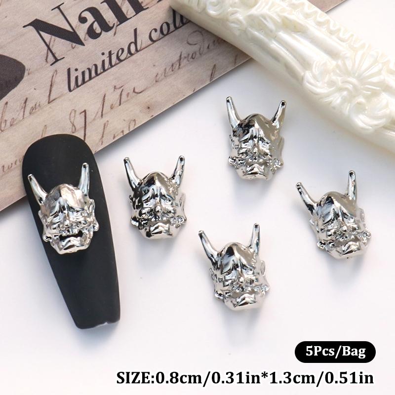 

5Pcs/Pack Nail Diamond Nail Art Decor Vintage Pentagram Star Nail Drills Nail Patch Nails Decor Heart Manicure Design Accessory