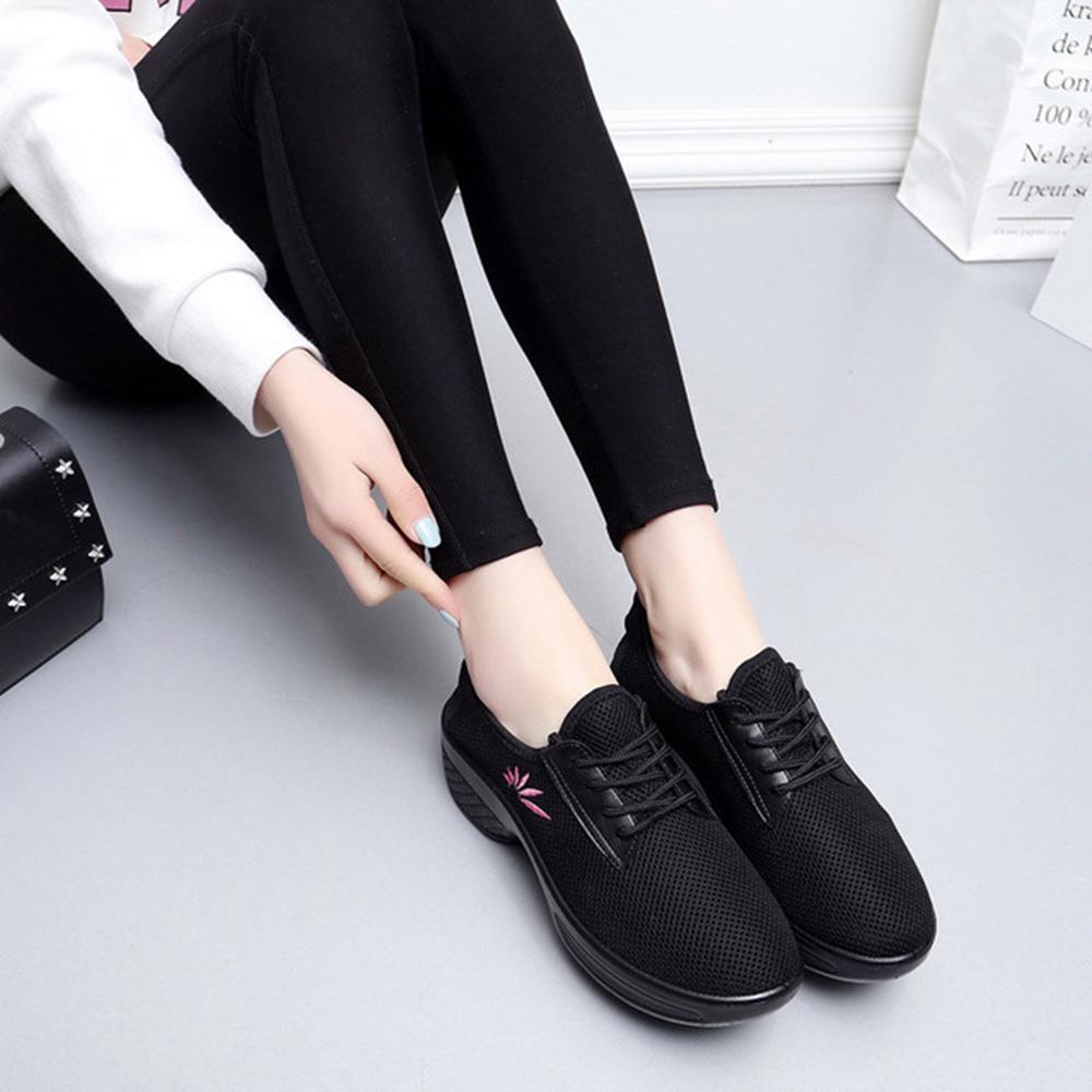 Ženy Ležérní Sportovní Móda Vycházkové Byty Zvýšená Síťovina Vyšívací Klínky Boty