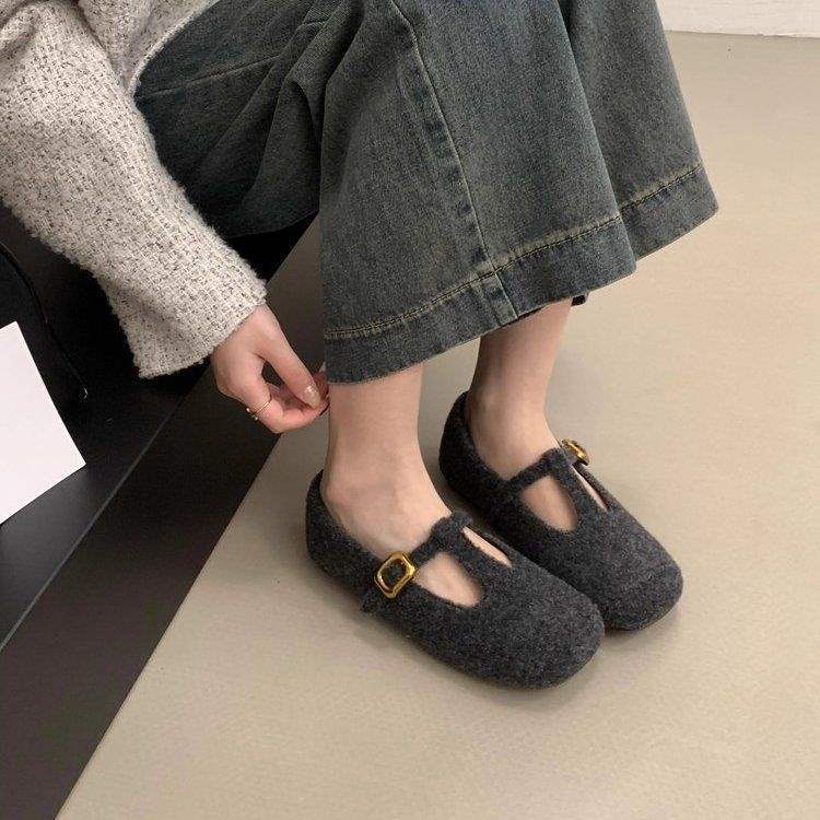

Retro Mary Jane shoes women s 2025 autumn and winter new French temperament ballet single shoes square head T with soft sole evening shoes 40 темно-серого