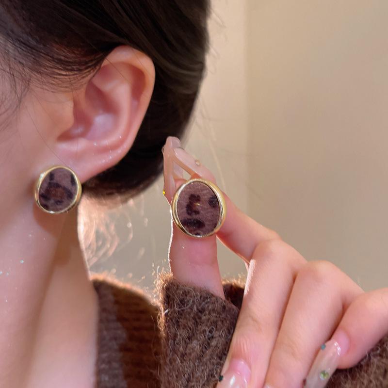 Curved oval leopard print flocking stud earrings women's light luxury niche earrings fashion temperament earrings