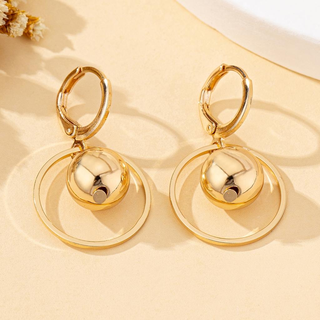A Pair of Women's Earrings, Ccb Spherical Earrings, Fashionable and Simple Earrings, Suitable for Daily Wear and Vacation Wear
