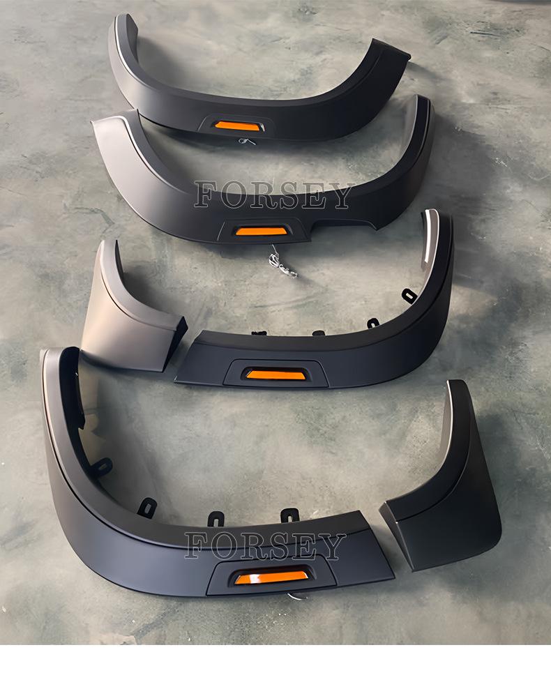 Mitsubishi Triton L200 Fender Flares with Lights & Scratch-Resistant Mudguards (2019-2023)
