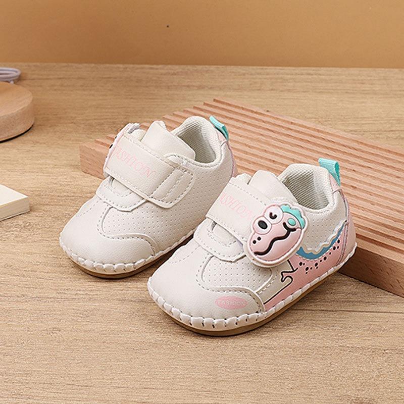 Spring/Autumn Style Walking Shoes for Boys and Girls 0-1 Years Old, Cartoon Soft-Soled Beginner Shoes.