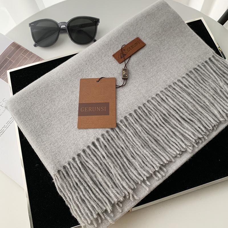 Scarf dual-purpose women's autumn and winter high-end imitation cashmere shawl with a classic solid color warm scarf