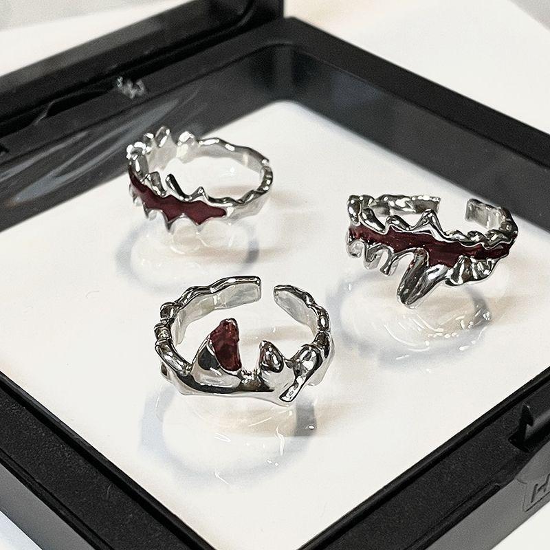 Personalisierter Modischer Unregelmäßiger Offener Flammenring Personalisierter Dunkler Stil Geometrischer Schmuck Zubehör für Damen Großhandel