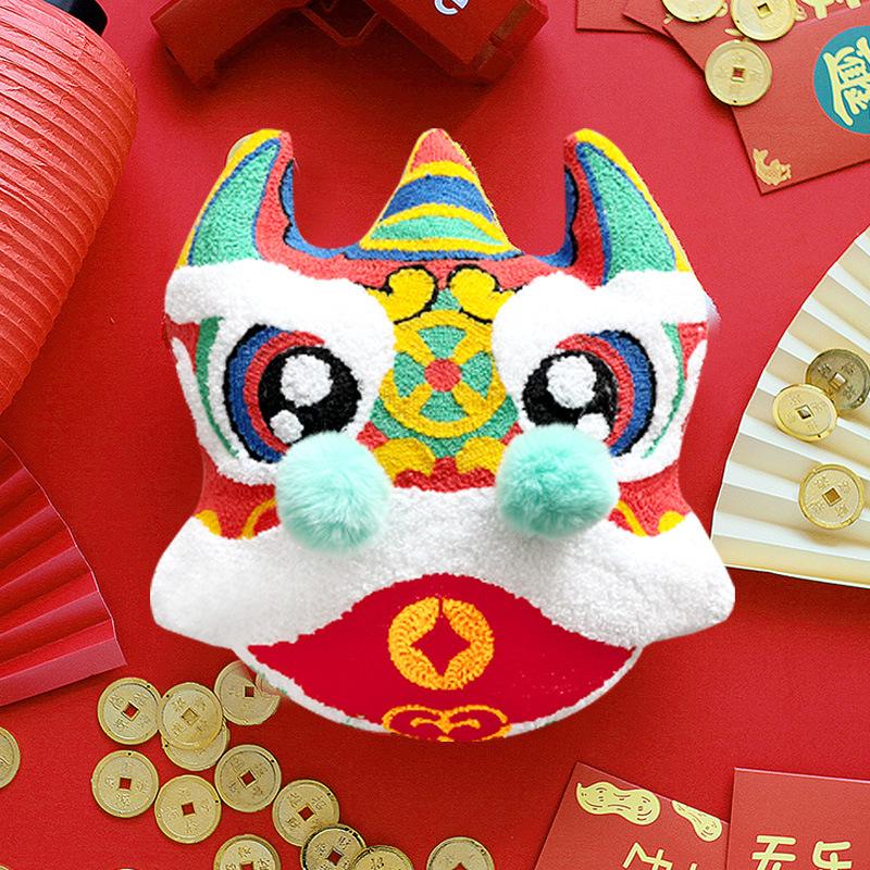 Chinese Traditional Dance Lion Embroidery Cushion Velvet Tufted 3D Lion Pillow With Fillings Sofa Backrest Cushion Wedding Decor