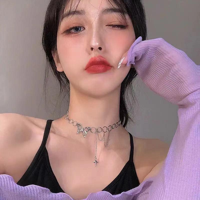 2022 Trendy Butterfly Choker Necklace: Women's Unique Cold Style Clavicle Chain