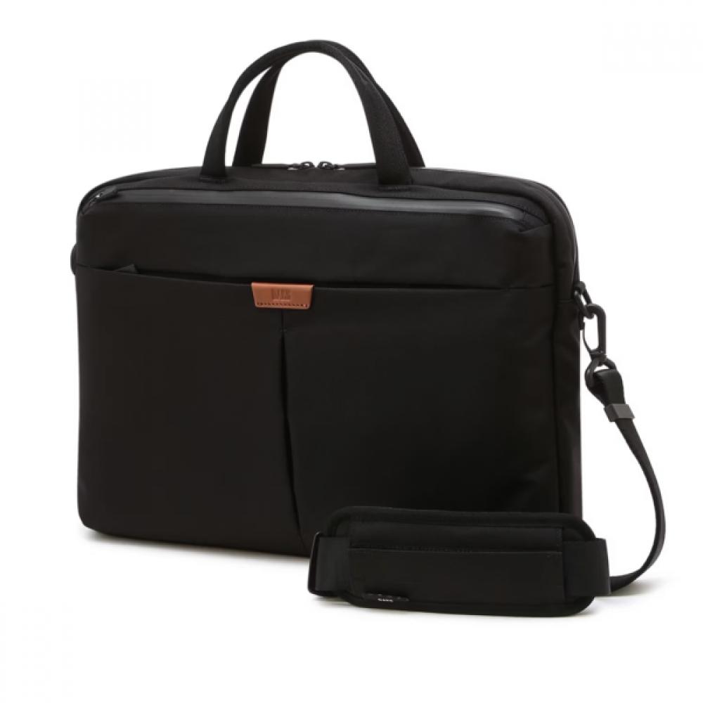 Daks Black Embossed Logo Nylon Document Bag Dbba6e774bk Single option