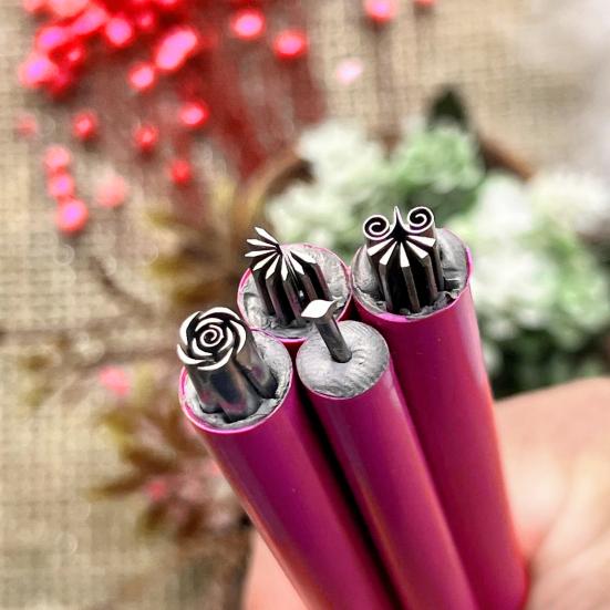 Yousheng Nail Art Stamp Pen Set 15Pcs Flower Nail Stamp Pen Kit Easy To Use Nail Stamper with Different Patterns Portable Nail Art Tool for Women