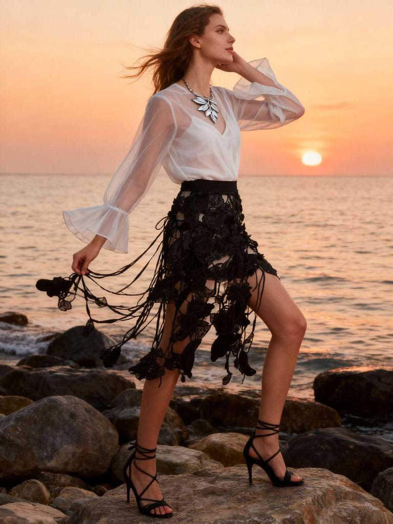 2026 Spring French Lace Maxi Skirt: High-End Waist-Cinched Slimming Design for Women