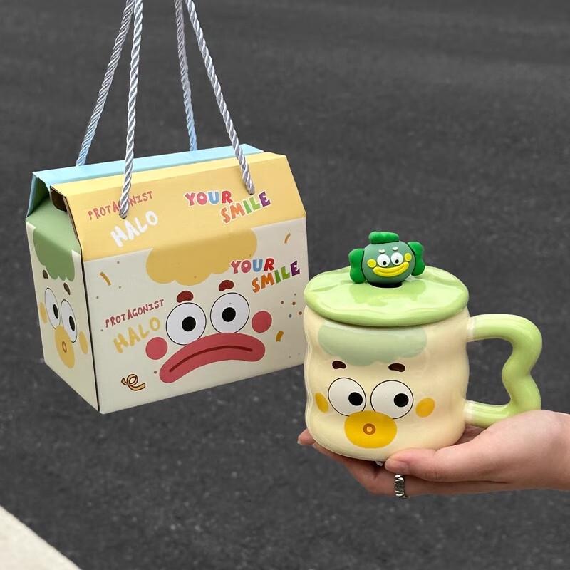 Taozhi Playful Clown Ceramic Mug