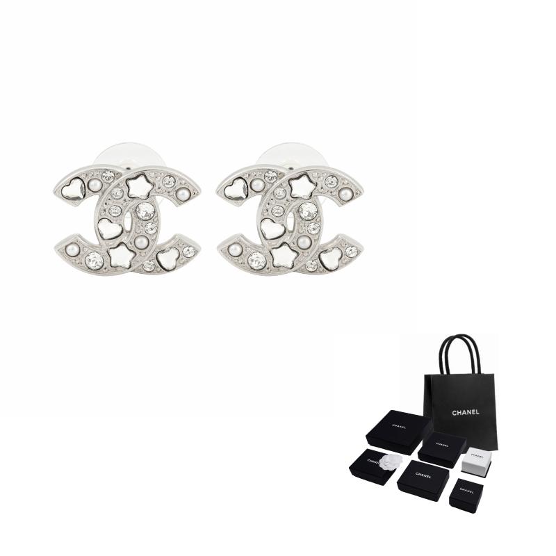 

CHANEL [25P Spring and Summer] Star Inlay - Earrings for Men and Women, Couple Style, Silver срібний