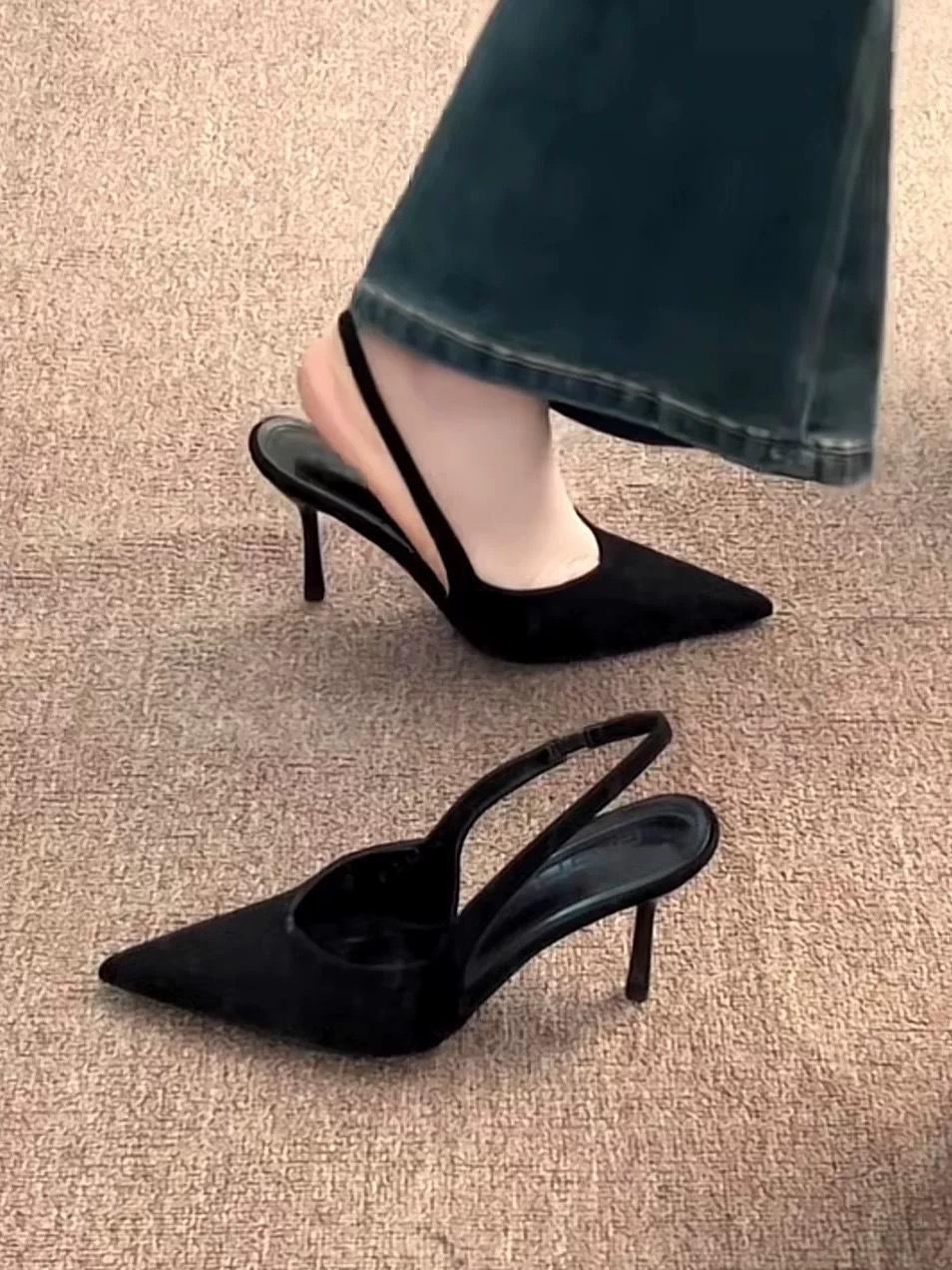 

Leopard print pointed high heels women s 2025 new summer outer wear temperament advanced not tired feet word with bag head sandals 35