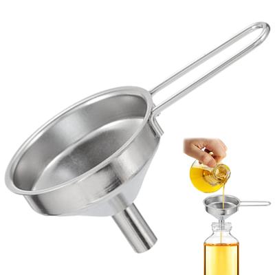 Stainless Steel Funnel for Cooking Oil Hangable Oil Filling Funnel Liquid Seasoning Dispensing Tool with Handle Kitchen Gadgets