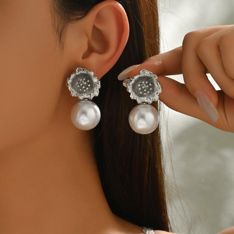 Fashion Alloy Flower Stud Earrings Fulok Pearl Earrings Light Luxury Premium Earrings