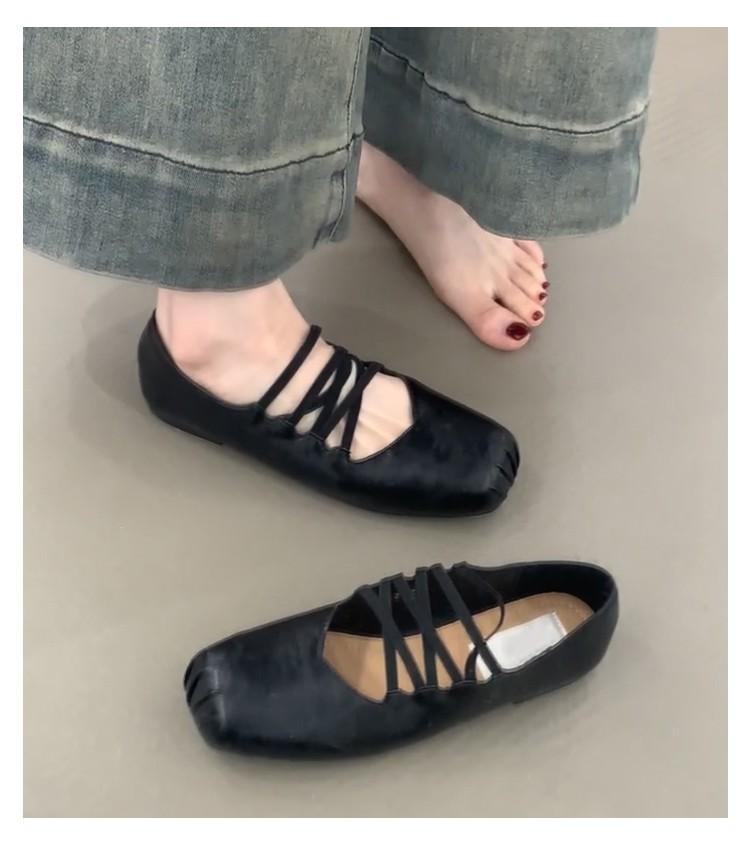 Vintage Cross-strap Flats Square Head Pig Nose Ballet Shoes Women's 2025 New Shallow Mouth Mary Jane Single Shoes