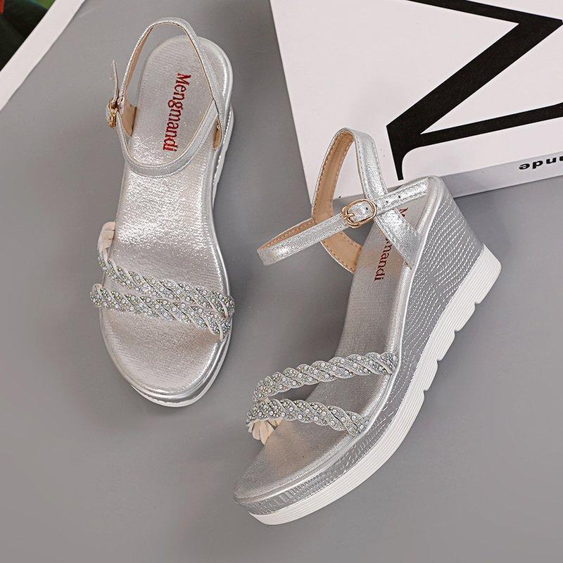 

Sandals women s new summer Korean version thick-soled wedge heel heightened and thin women s shoes rhinestone one-word buckle high-heeled sandals 35 серебряный