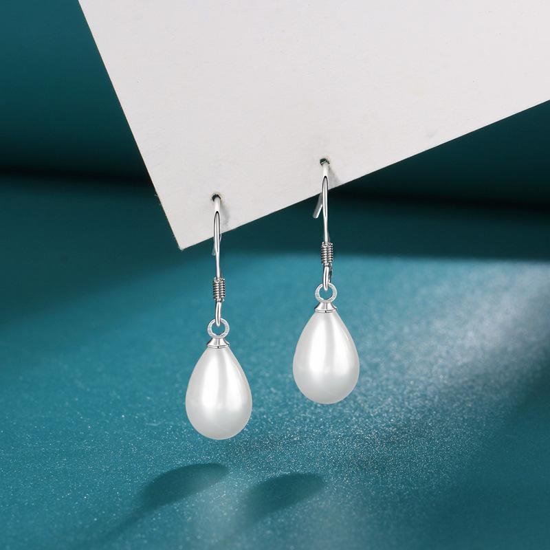 Light Luxury Pearl Earrings Women's Year New Niche Design Temperament Earrings Earrings Pendant Earrings