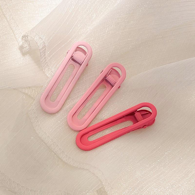 Colorful No-Trace Metal Duckbill Hair Clips for Women - 2025 New Trendy Bangs Hairpins