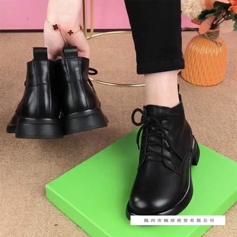 Real soft leather boots children's autumn and winter new velvet warm flat-bottomed fashion Martin boots versatile women's short boots