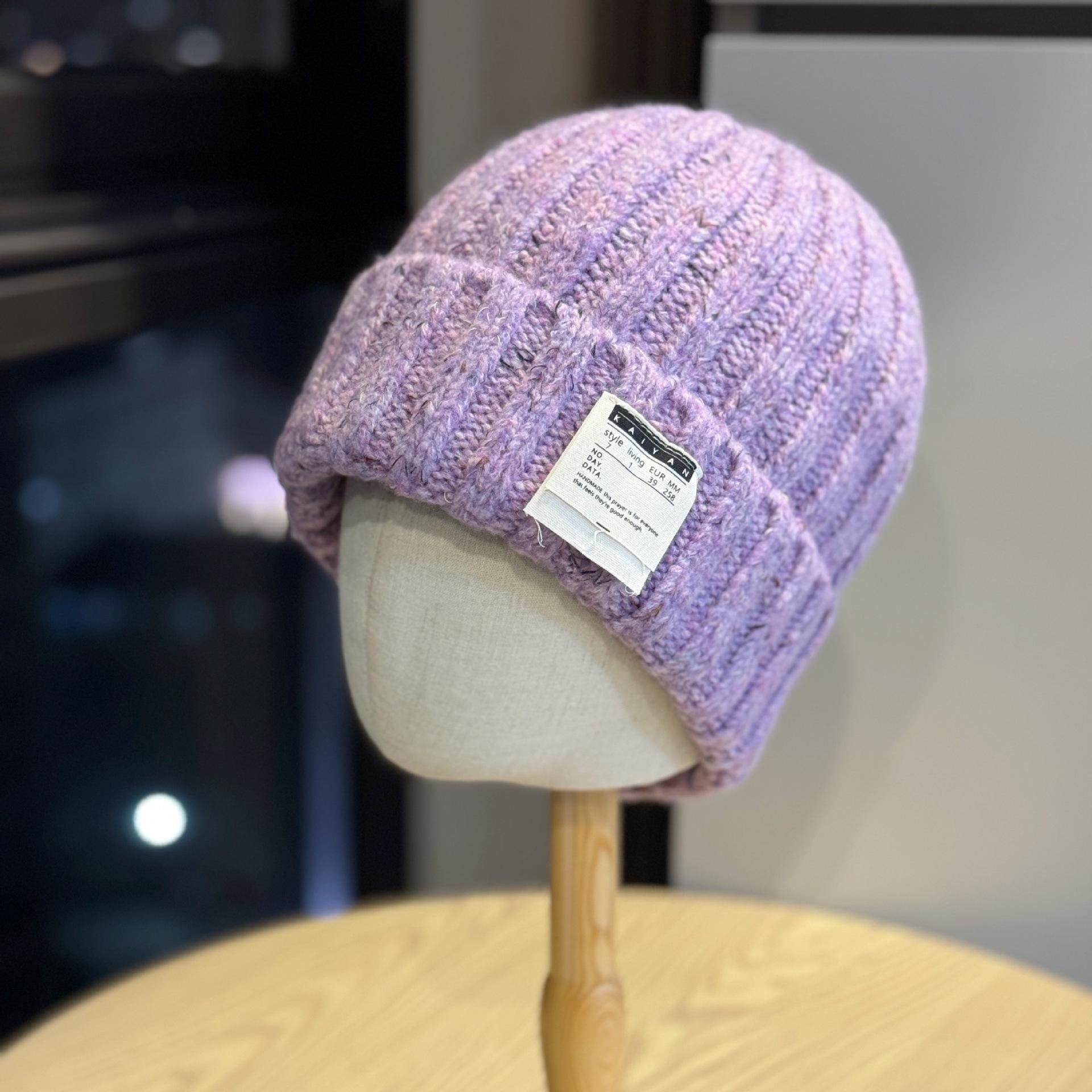

Korean-style patchwork knitted hat for women, new autumn and winter fashion trend, stylish and warm pullover wool hat Adult54-60Average Size фіолетовий