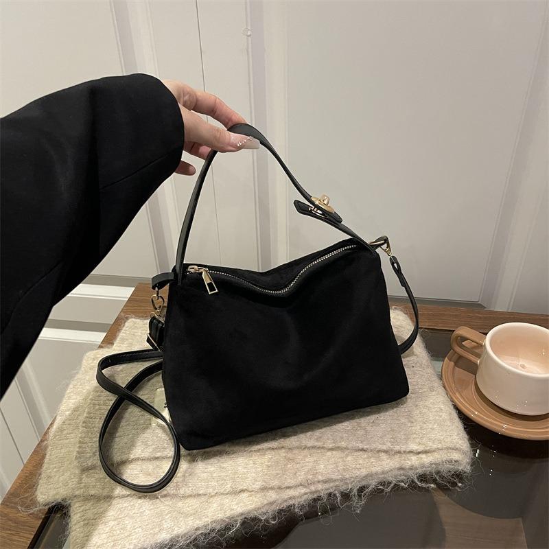 Retro Matte Suede Handbag Autumn and Winter New Trendy Shoulder Underarm Bag Suede Messenger Tote Bag