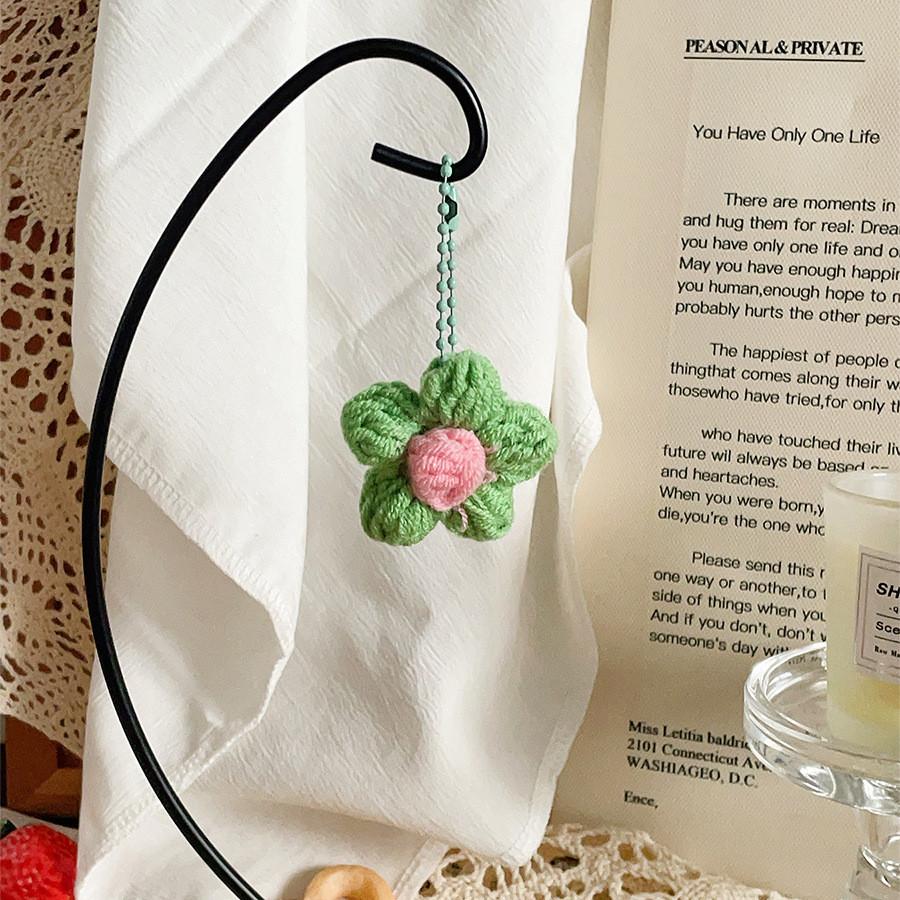 

Creative Persimmon Peanut Flower Strawberry Knitted Pendant For Decoration Bag Puff Flower