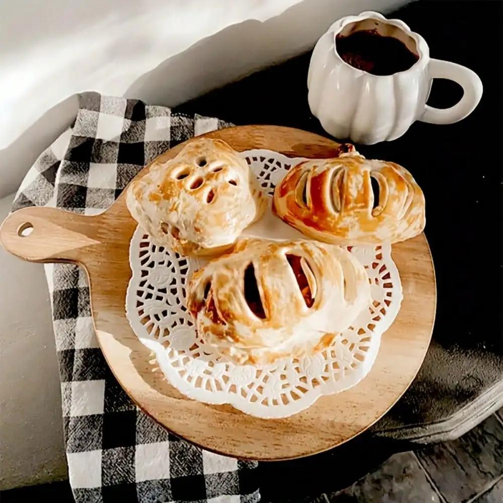 Halloween Christmas Mold Pie Cutter and Sealer Round Empanada Press Maker Pumpkin Mould Kitchen Gadget Cookie Mould for Baking