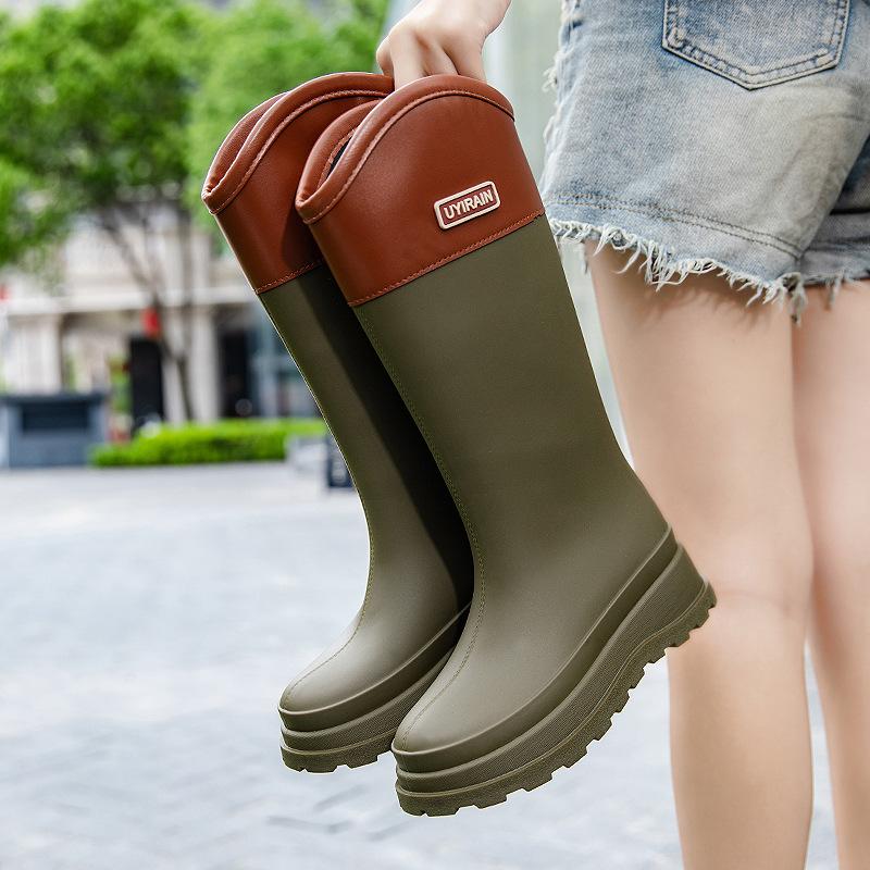 Damen-Gummistiefel Mode Kniehoch Gummi-Gamaschen Wasserdicht Gartenarbeitsstiefel PVC-Gummistiefel Winter Warm Baumwoll-Regenstiefel