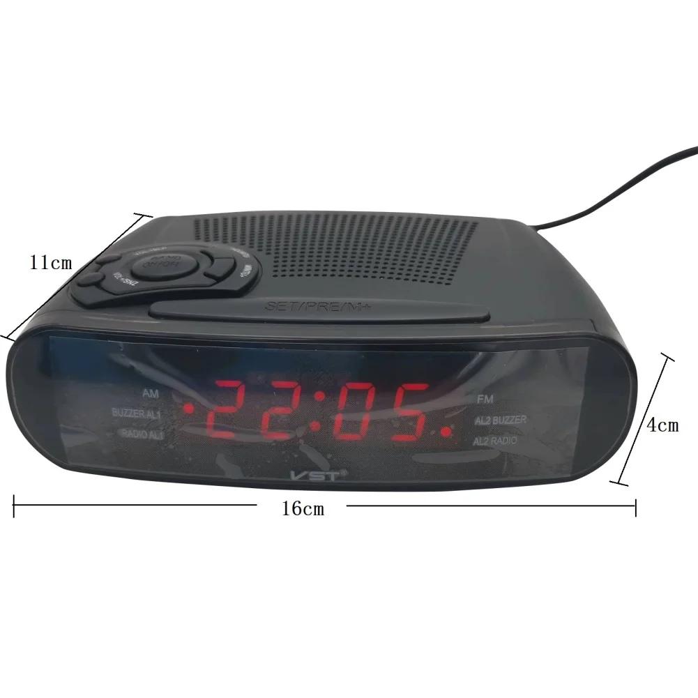 C5 Table Clock Digital Table Clock Controlled Radio Alarm with AM and FM Channels Radio LED Alarm Clock with Snooze Function LED