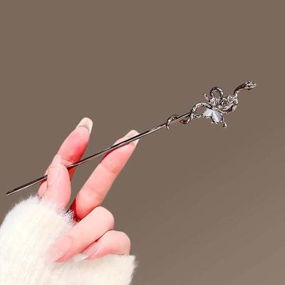 Vintage Kristall Schlange Schmetterling Haarstäbe für Frauen Chinesischer Stil Haarnadel Scheibe Essstäbchen Charme Metall Haarschmuck