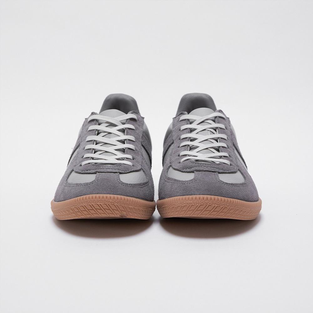 [Atmosfera Analogica] Sneakers in Pelle Scamosciata Esercito Tedesco (Grigio) [AN24F2702] [Spedito dalla Corea] 100% Autentico