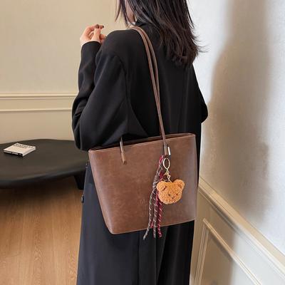 Large-capacity Commuter Tote Bag 2025 Autumn and Winter New High-end Textured Underarm Bag Fashionable Versatile Shoulder Bag