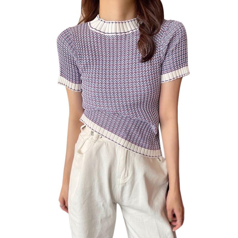 

Корейский стиль с короткими рукавами, облегающий крой, тонкие короткие полоски из шелка