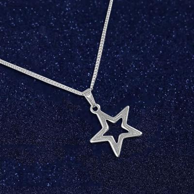 Korean Version Star Five-pointed Star Necklace Niche Simple Hip-hop Clavicle Chain Female Titanium Steel Does Not Fade
