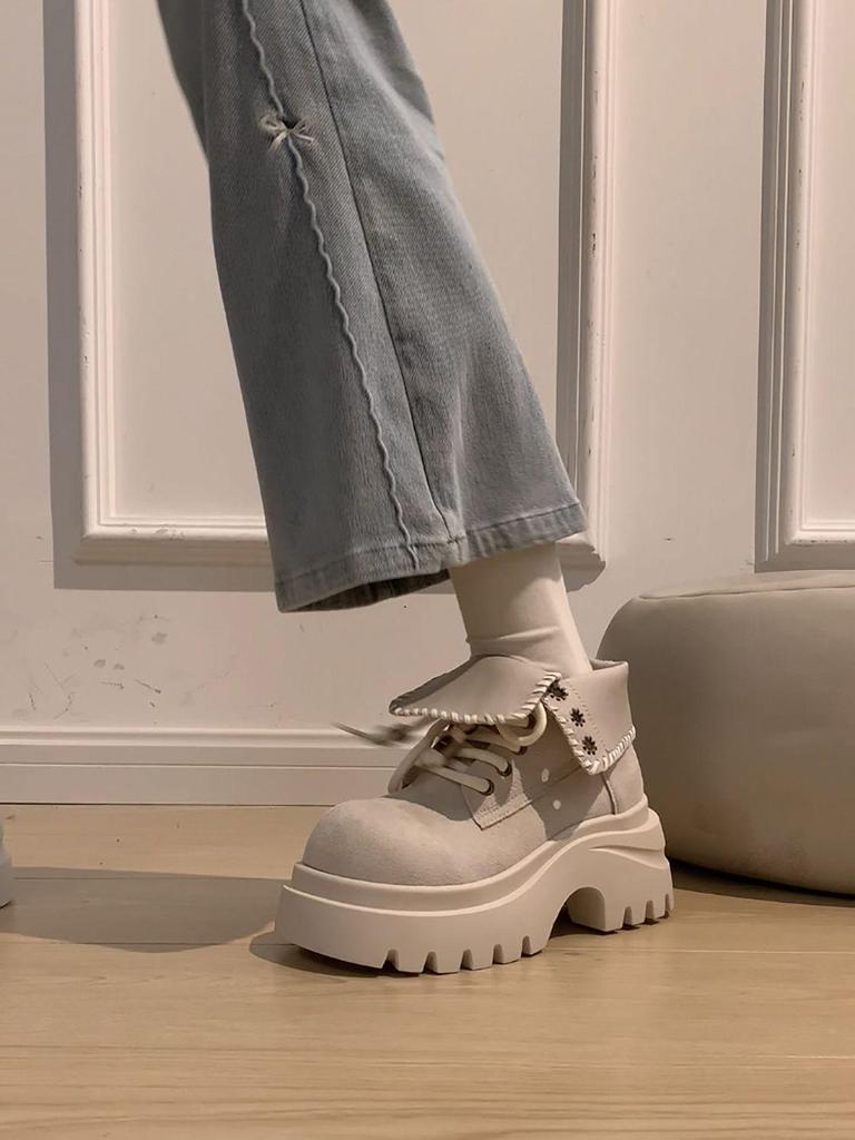 British-Style Petite Platform Martin Boots - Women's Vintage Autumn Short Boots with Height-Enhancing Slimming Effect